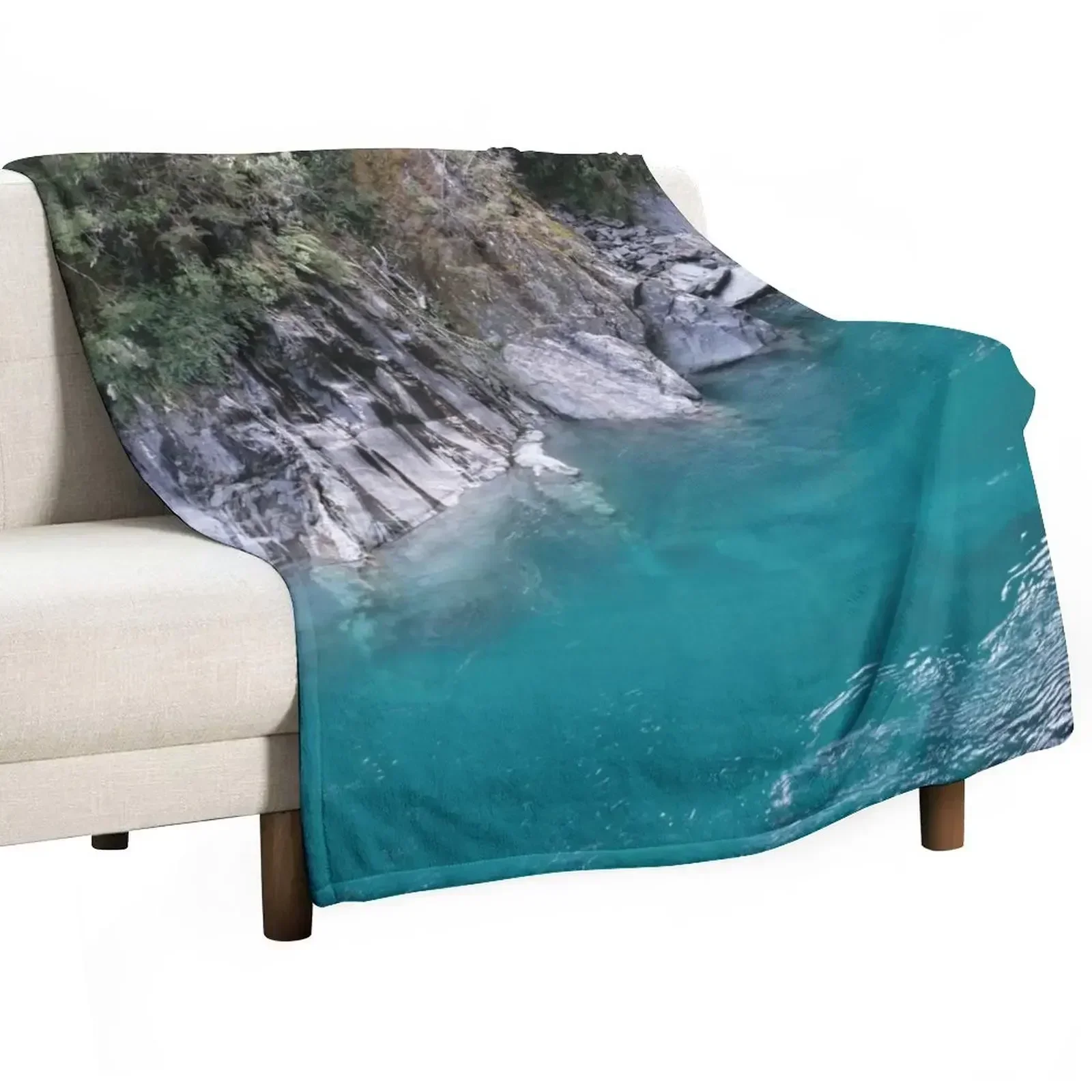 Coperta decorativa per divano  - Anime Cosplay New Zealand recensione e prezzo